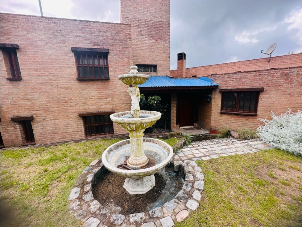 Se.alquila.imponente.casa.en. Rio Ceballos a metros de E 53 — foto 2