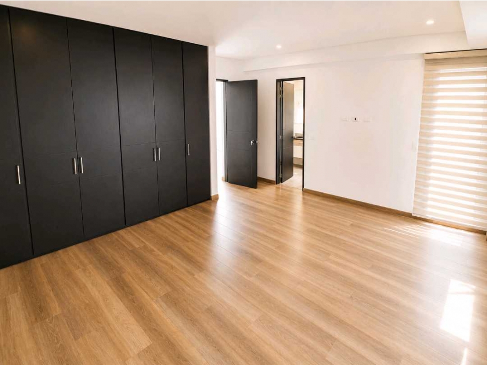 SEARRIENDA LINDA CASA EN CAJICA — foto 4