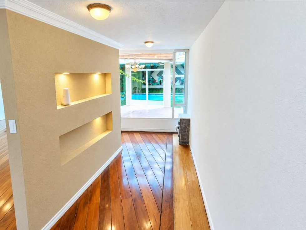 Sector Jipijapa, Casa en Renta, 450m2, 3 habitaciones, 4 parqueaderos — foto 4