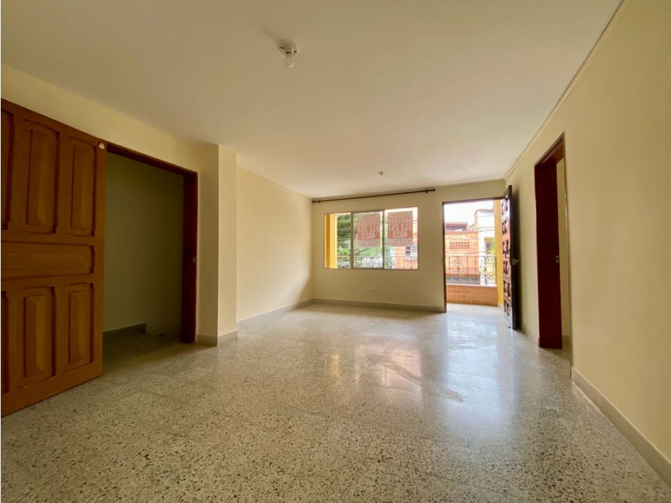 SEGUNDO PISO EN ARRIENDO BARRIO JARDINES P2