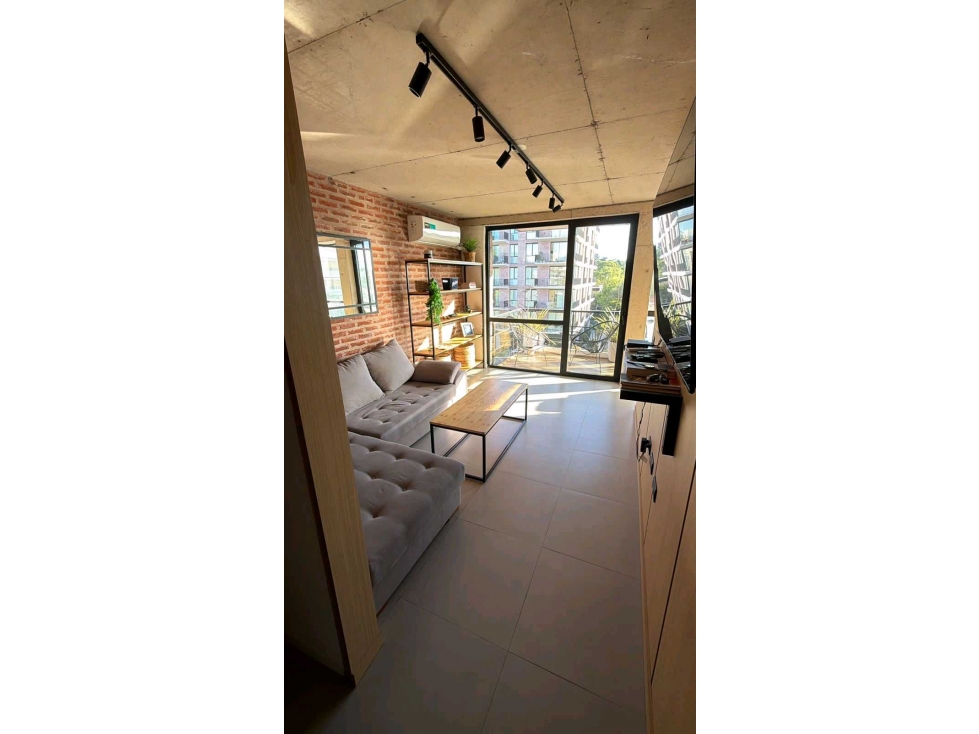 Venta Semipiso 3 amb con cochera y balcón. Terraza propia ROCA 1780