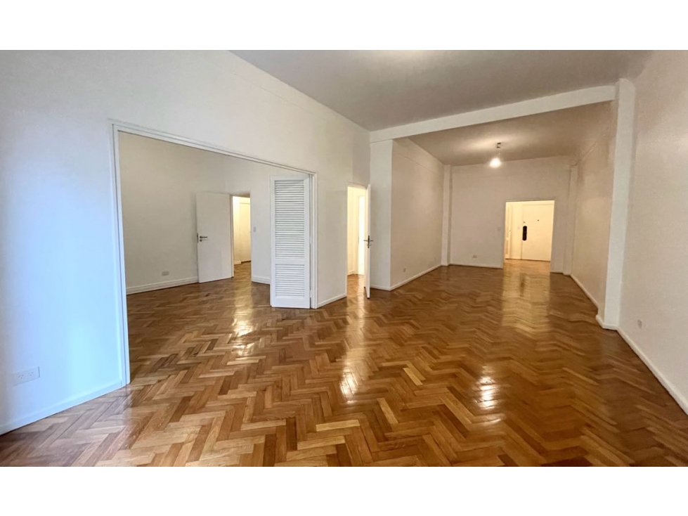 Semipiso 4 Ambientes C/dependencia y Cochera - Retiro Plaza San Martin - 1