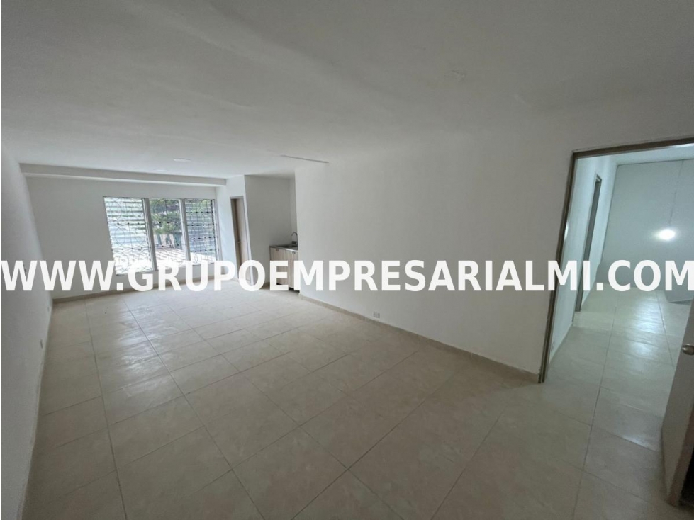 SENSACIONAL LOCAL EN ARRIENDO - SECTOR BELÉN LA PALMA COD: 32032