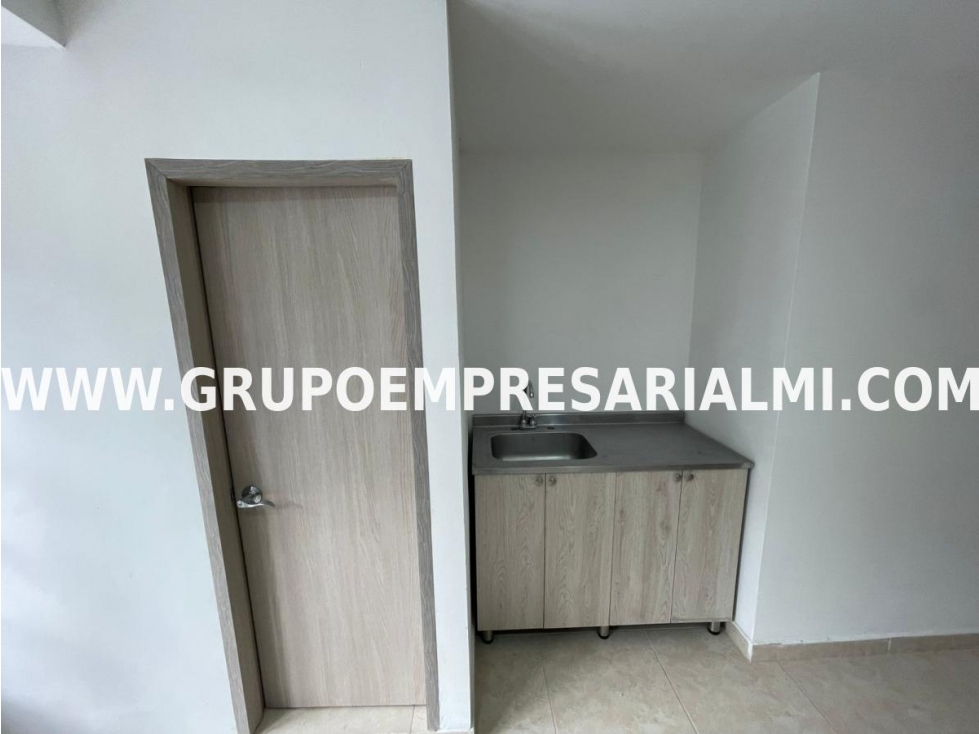 SENSACIONAL LOCAL EN ARRIENDO - SECTOR BELÉN LA PALMA COD: 32032 — foto 3