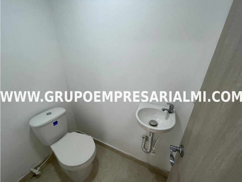 SENSACIONAL LOCAL EN ARRIENDO - SECTOR BELÉN LA PALMA COD: 32032 — foto 5