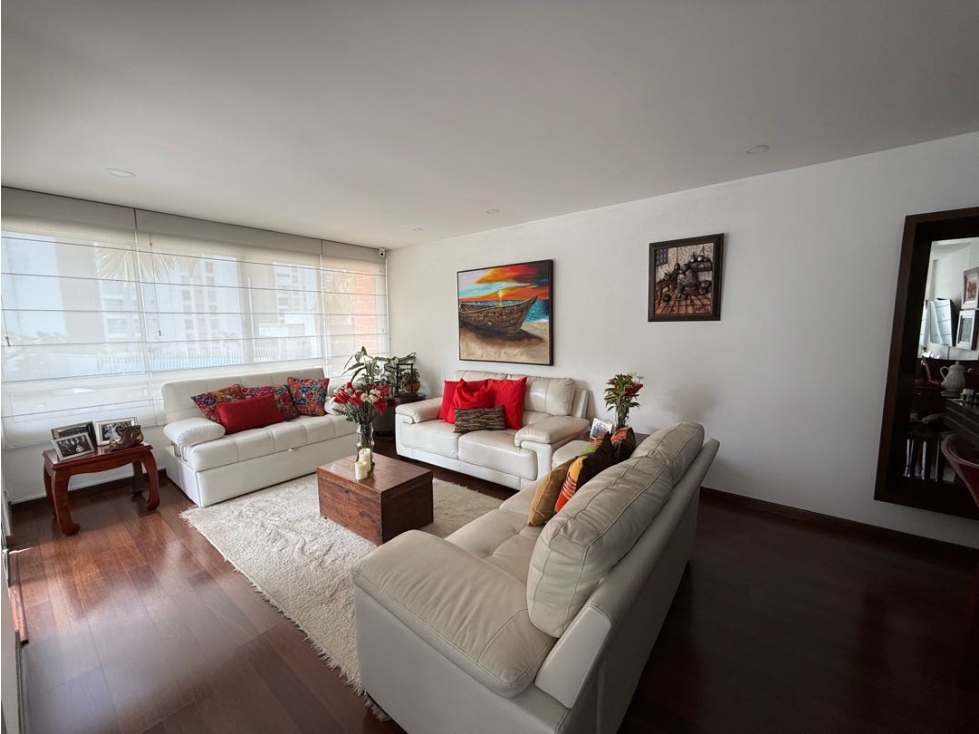 SE VENDE APARTAMENTO EN LA CASTELLANA — foto 3