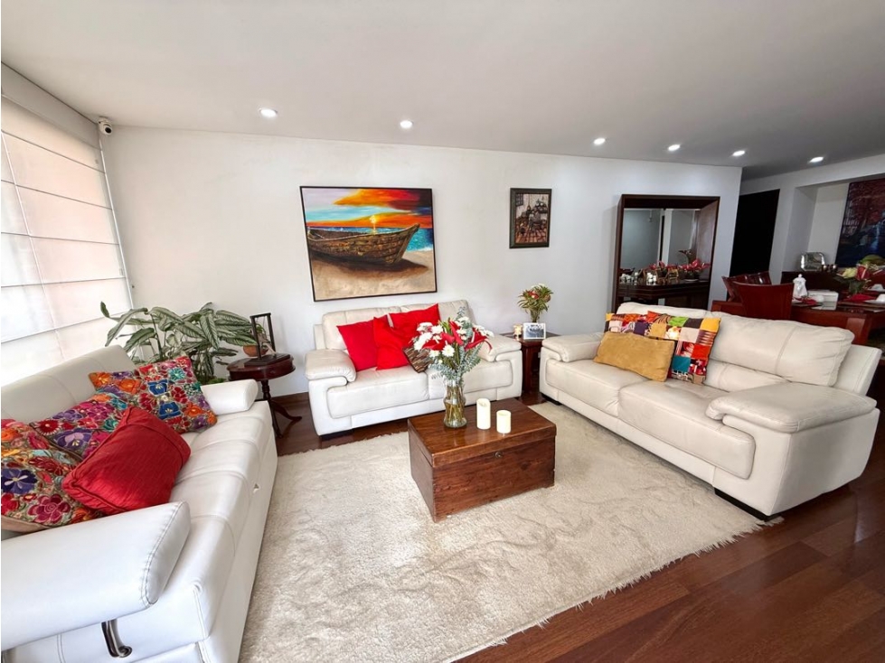 SE VENDE APARTAMENTO EN LA CASTELLANA