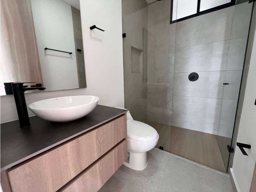 SEVENDE APARTAMENTO EN CERRITOS — foto 6