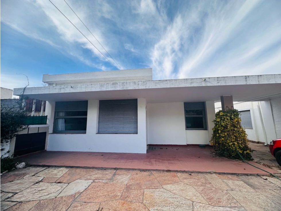 Se vende casa + depto a 200 MTS de la mujer urbana - 3