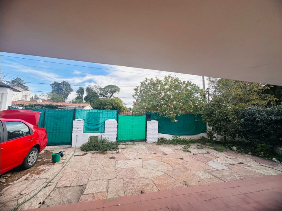Se vende casa + depto a 200 MTS de la mujer urbana - 5