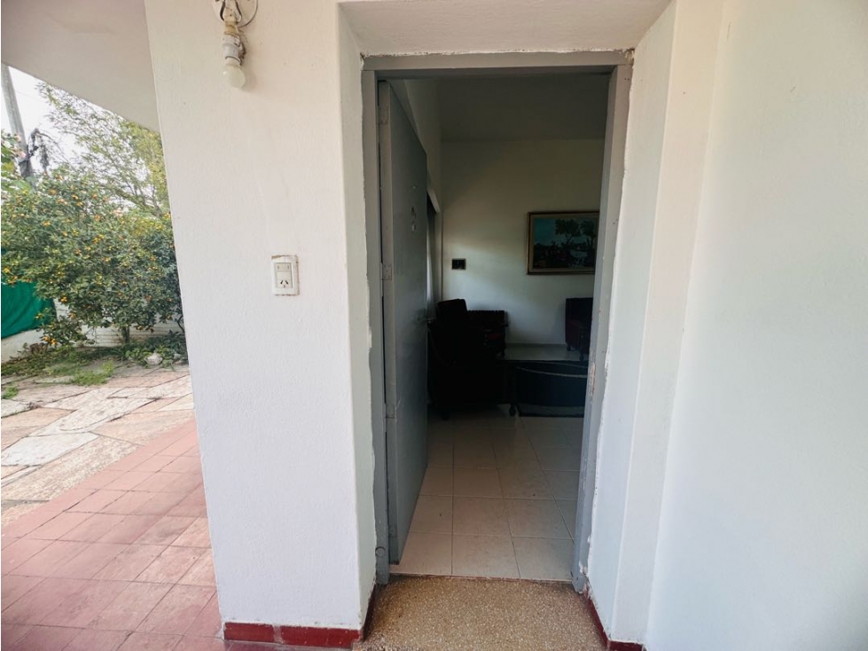 Se vende casa + depto a 200 MTS de la mujer urbana - 6