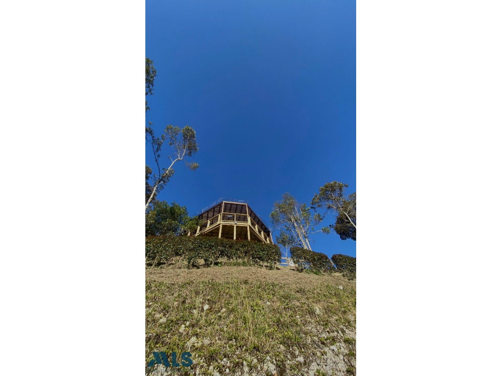 Solo a 30 minutos de Medellin(MLS#257241) - 1