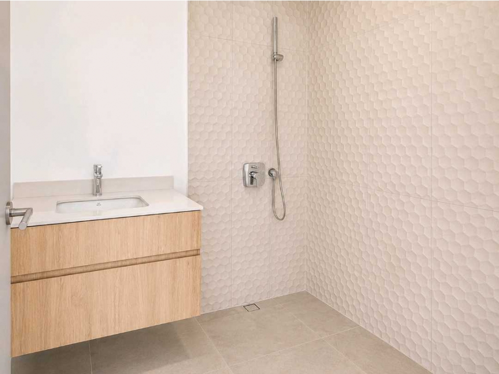 Suite de Estreno con Vista en Edificio Qorner Sector La Carolina — foto 6
