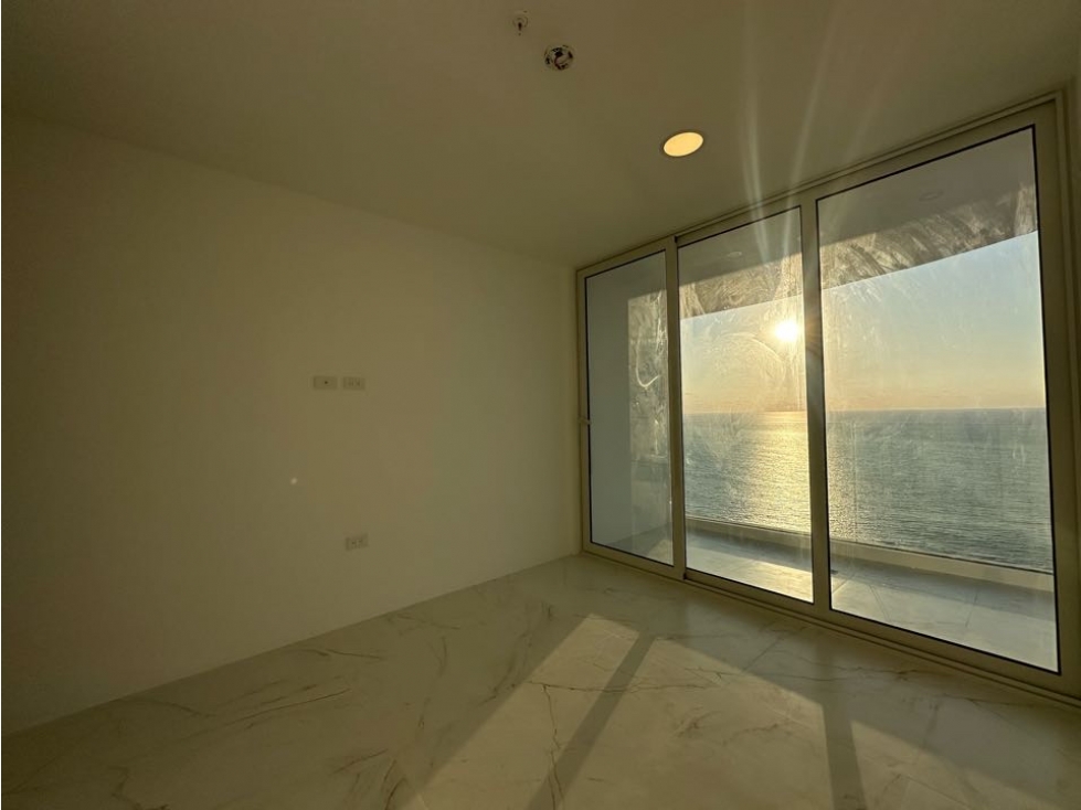 SUITE DE LUJO FRENTE AL MAR TORRES ELIT MANTA, URB. CIUDAD DEL MAR - 6