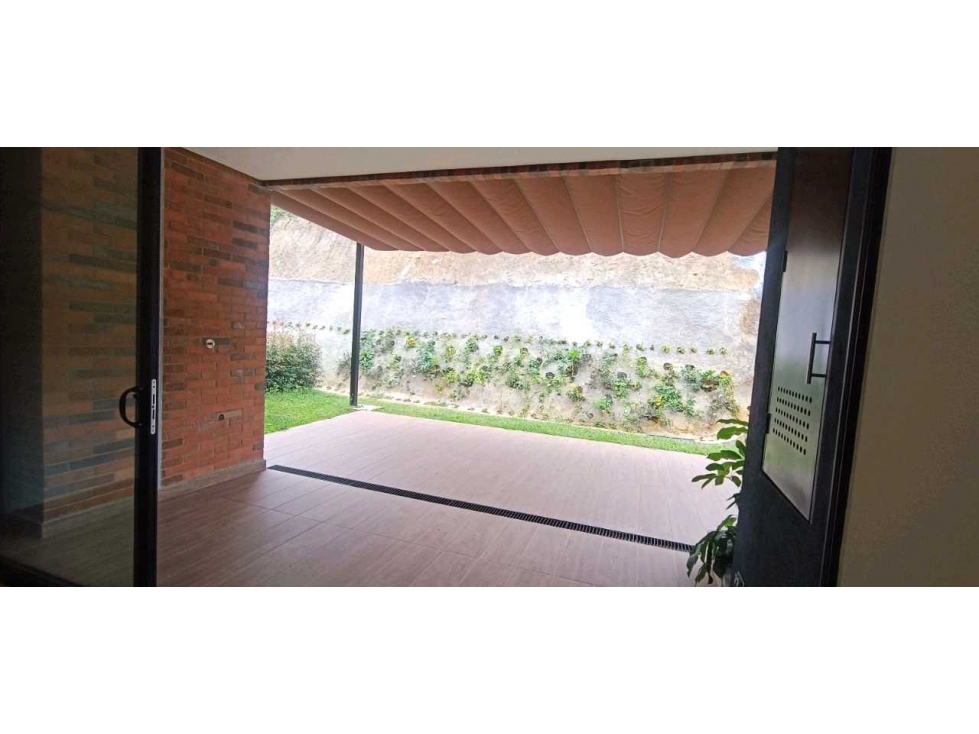 Oportunidad! Suite en primer piso En El Retiro en Multifamily — foto 3