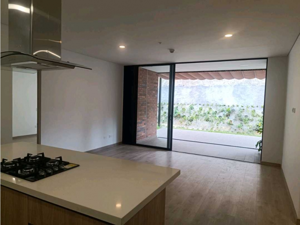 Oportunidad! Suite en primer piso En El Retiro en Multifamily — foto 5