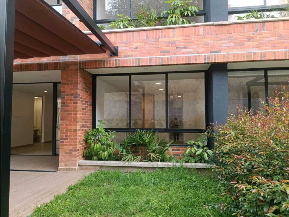 Oportunidad! Suite en primer piso En El Retiro en Multifamily — foto 6