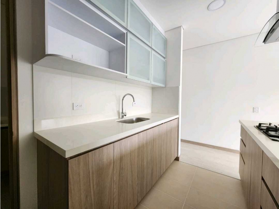 Apartasuite en venta para estrenar, el retiro cerca al mall la fe — foto 3
