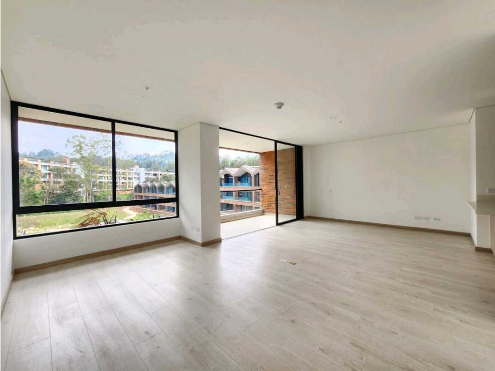 Apartasuite en venta para estrenar, el retiro cerca al mall la fe — foto 2