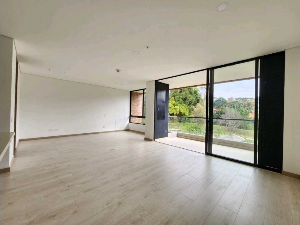 Apartasuite en venta para estrenar, el retiro cerca al mall la fe