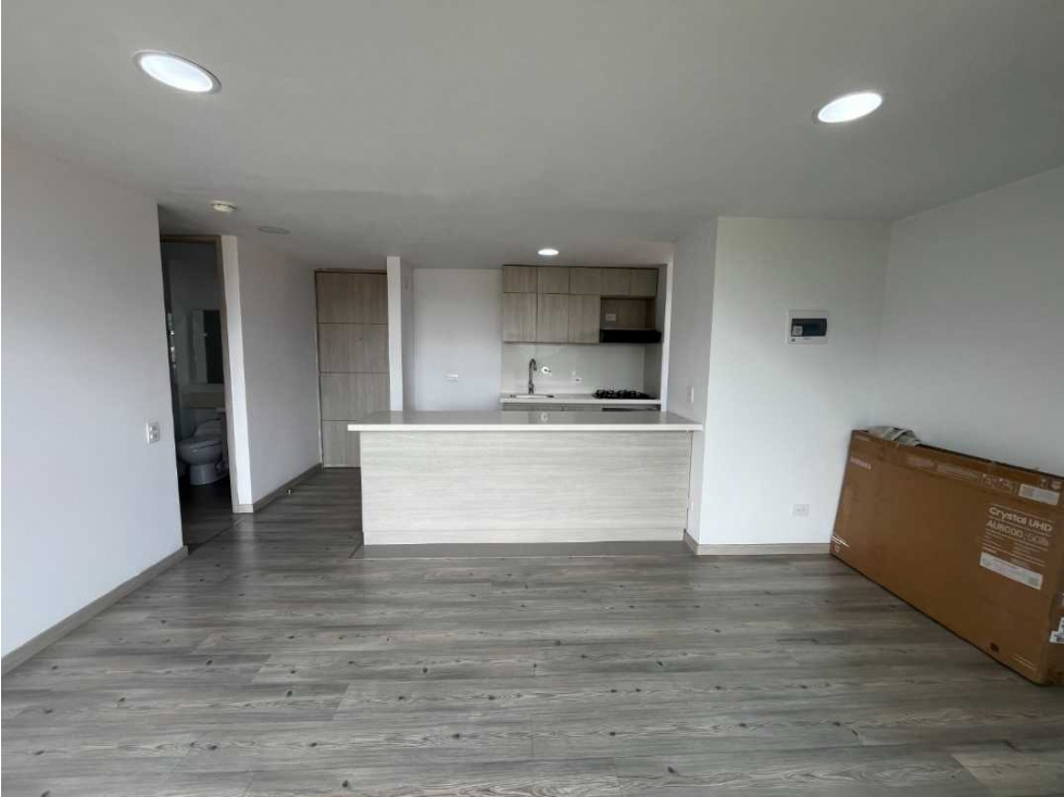 SURAMERICA ARRIENDO APARTAMENTO — foto 2