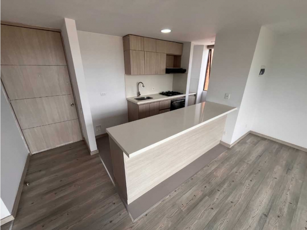 SURAMERICA ARRIENDO APARTAMENTO — foto 6