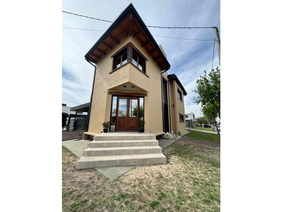 VENTA CASA 3 DORMITORIOS | TEJAS DEL SUR 3 — foto 2