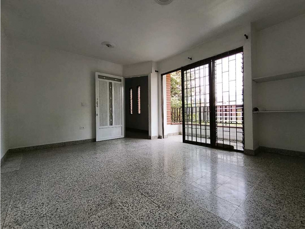 APARTAMENTO EN ARRIENDO BARRIO JARDINES, ENVIGADO P3