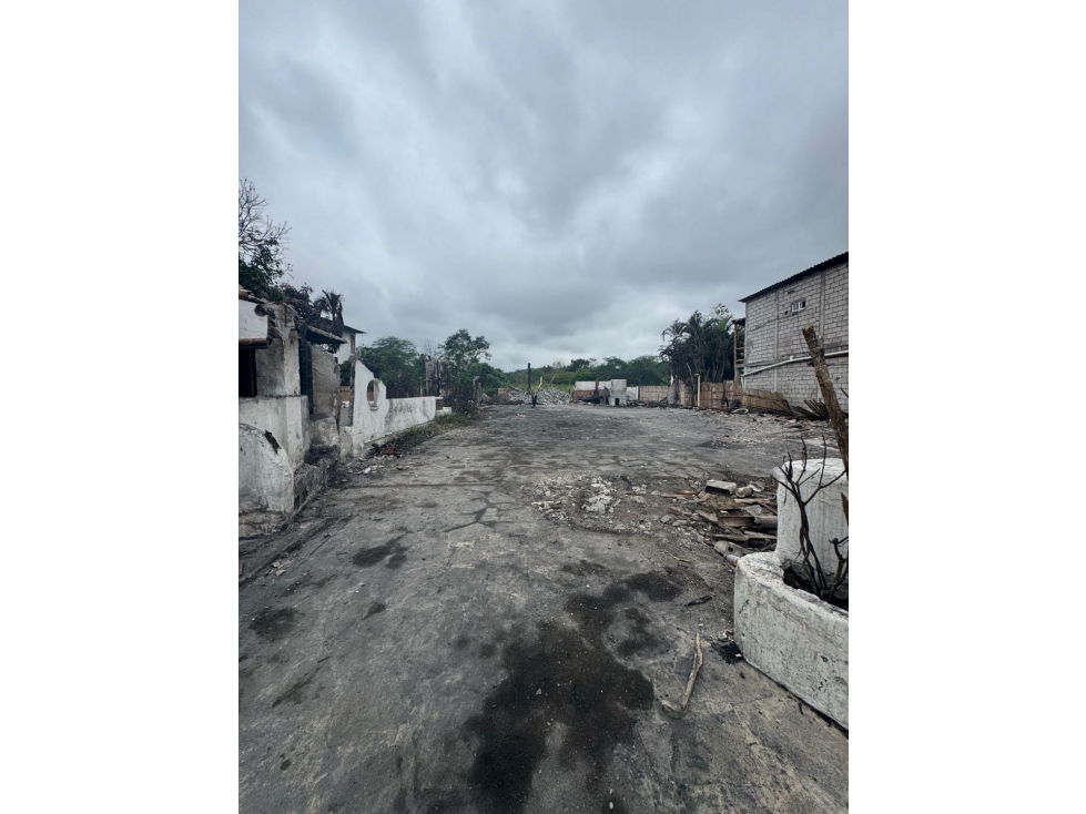 Terreno 940m2 en Montañita ideal para Hotel - 3