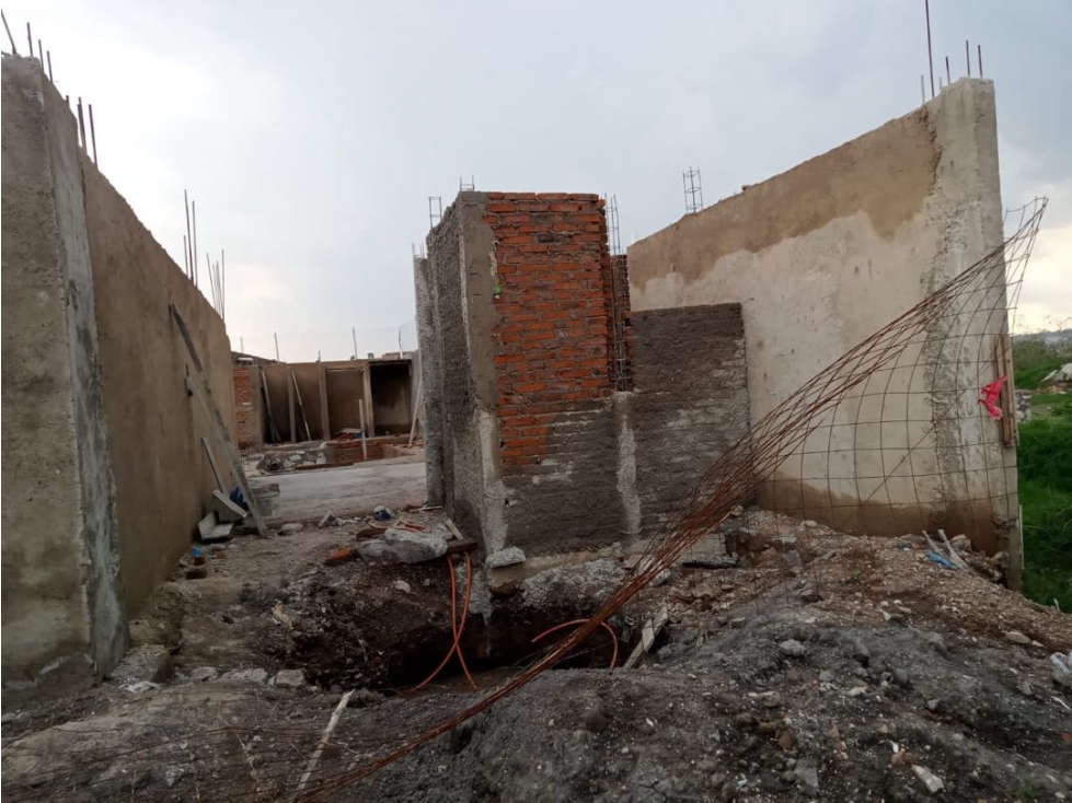 Terreno 240mts2 preparado para alberca en Tonalá - 2