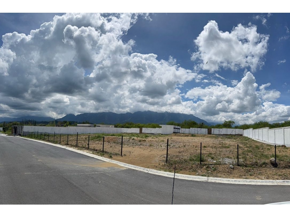 Terreno Campestre en Venta en Fraccionamiento Bosque Real Montemorelos - 2