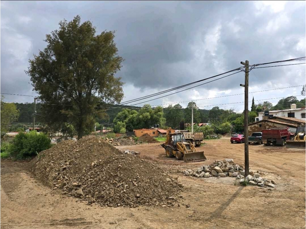 TERRENO COMERCIAL 2,625 m² A PIE DE CARRETERA Frontera Tapalpa - 2