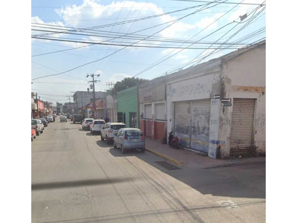 Terreno con 3 frentes, centro de Cardenas. - 1