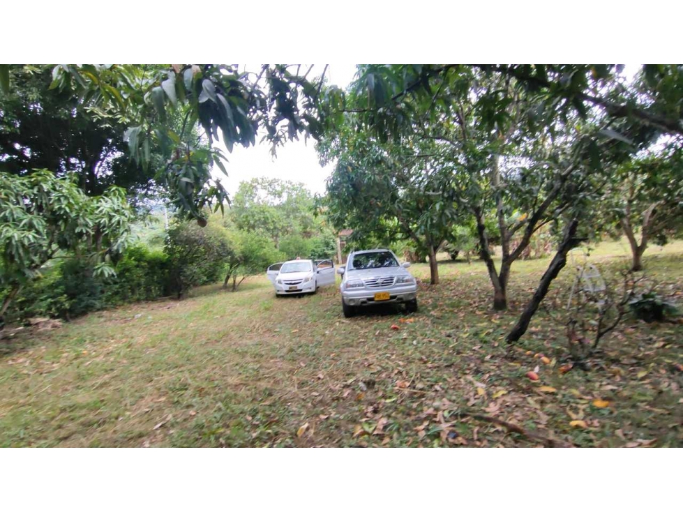 Terreno de 22542 M2 en 750 mill negociables en San Joaquín La Mesa Cun — foto 3
