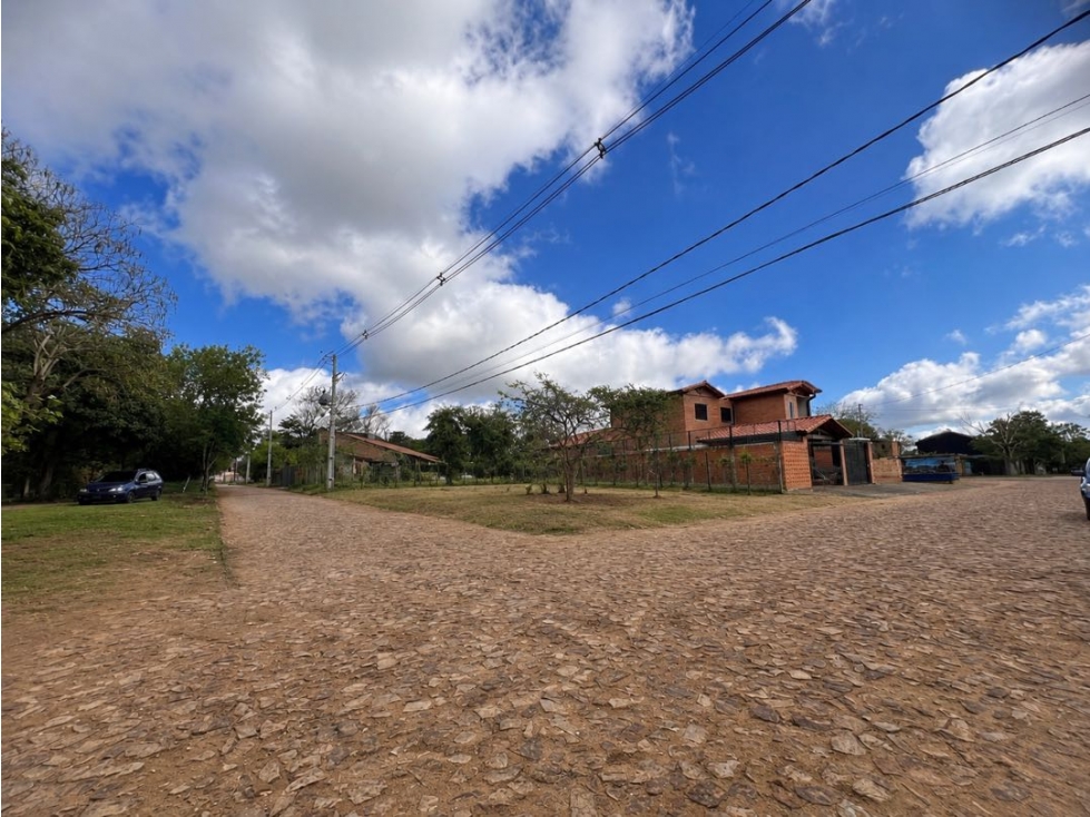 Terreno en esquina en Luque zona Rakiura - Villa Sofia - 1