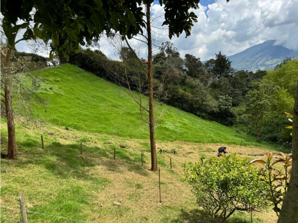 Terreno en san Cristóbal excelente ubicación apto para construcción — foto 3