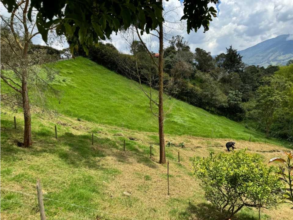 Terreno en san Cristóbal excelente ubicación apto para construcción — foto 6