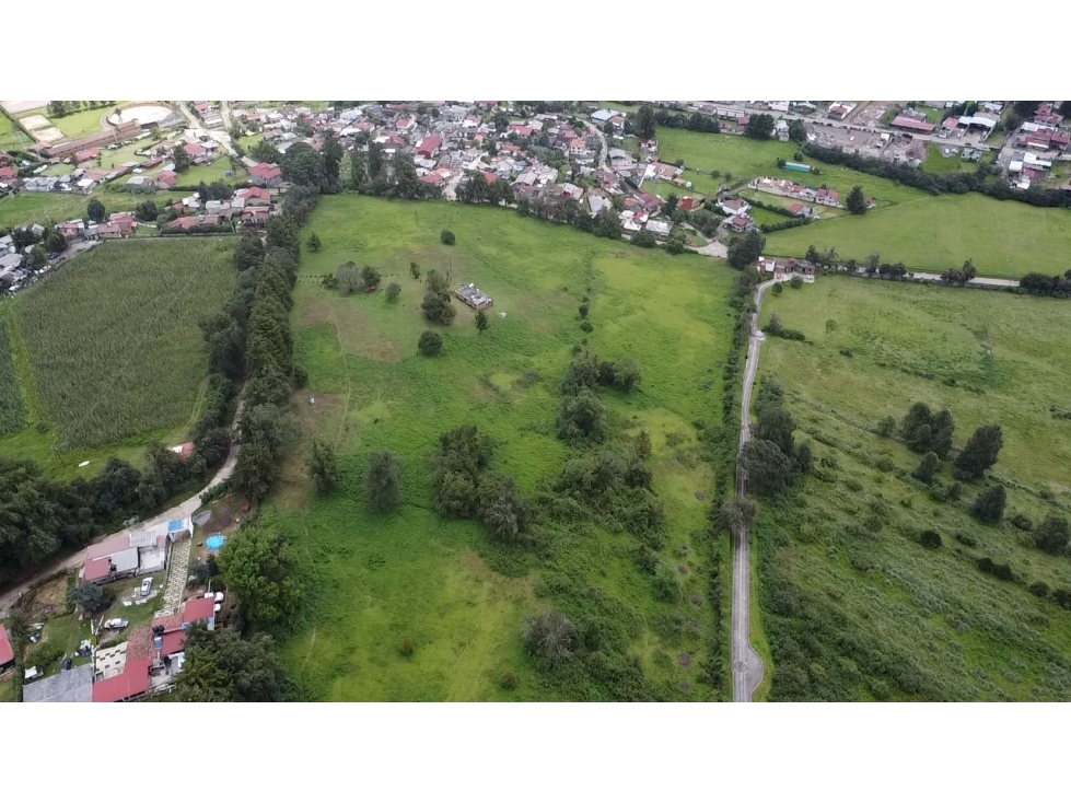 Terreno en Valle de Bravo 5.5 ha con Vista Panorámica y Escritura C — foto 4
