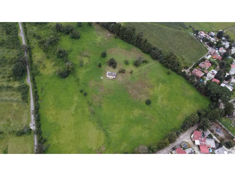 Terreno en Valle de Bravo 5.5 ha con Vista Panorámica y Escritura C — foto 3