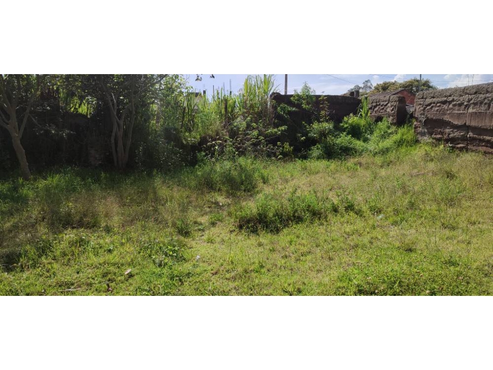 Terreno en venta 384M2 en Atuntaqui Andrade Marin - 4