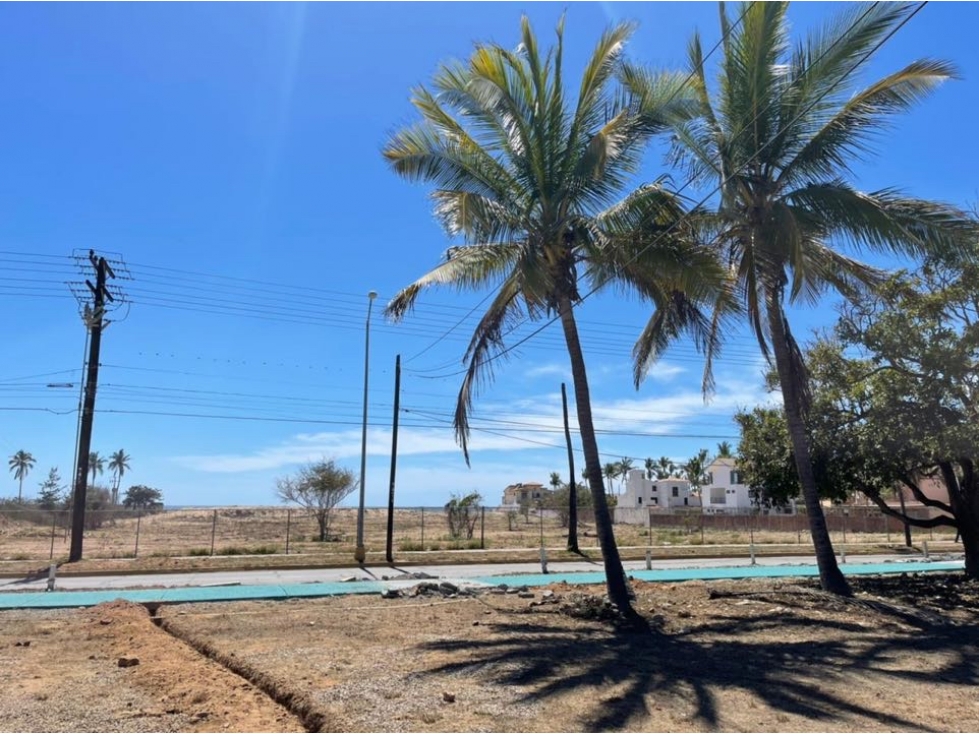 Terreno en venta a pie de playa ideal para inversionistas - 2
