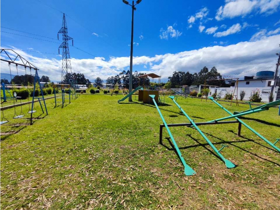 TERRENO EN VENTA DENTRO DE URB AMAGUAÑA LA VICTORIA AN - 1