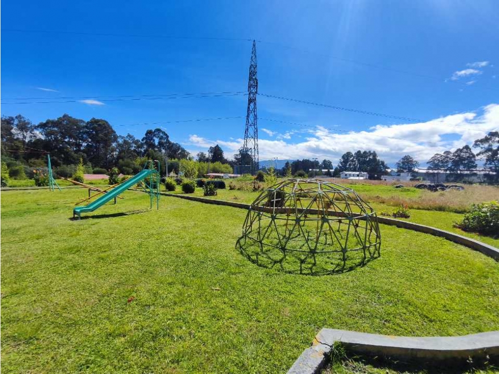 TERRENO EN VENTA DENTRO DE URB AMAGUAÑA LA VICTORIA AN — foto 3