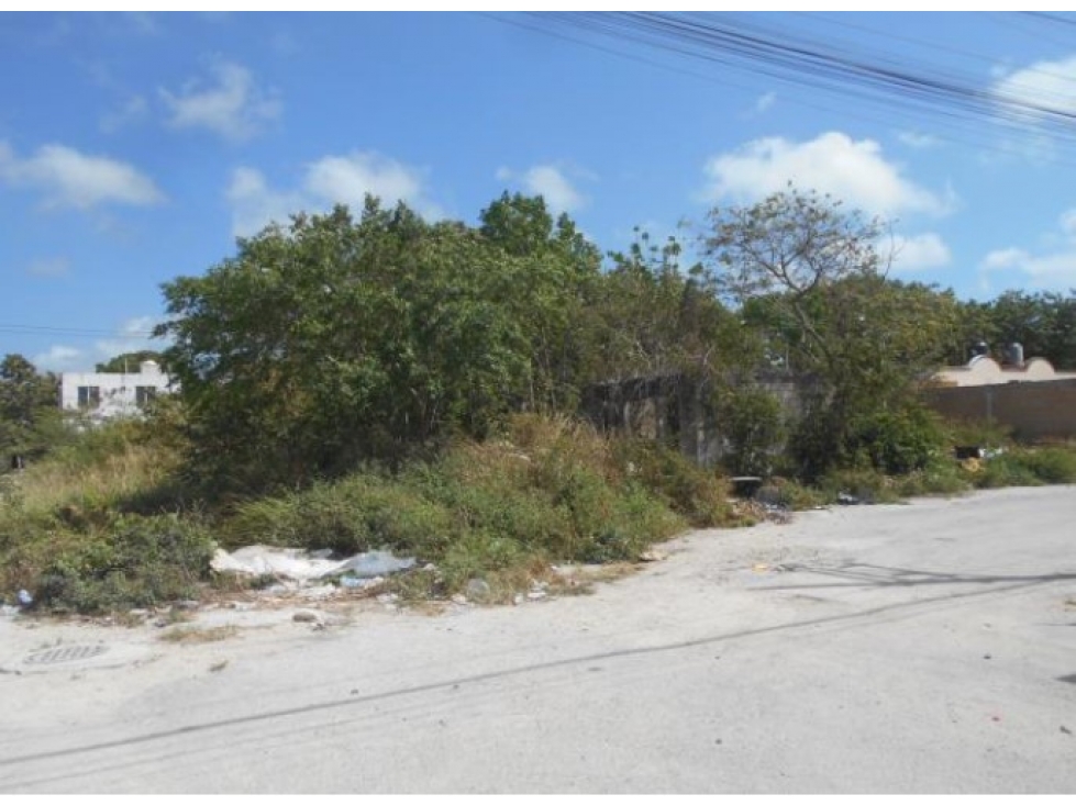 Terreno en Venta en Cancún, Fracc. La Selva - 785 m² de Oportunidad - 3