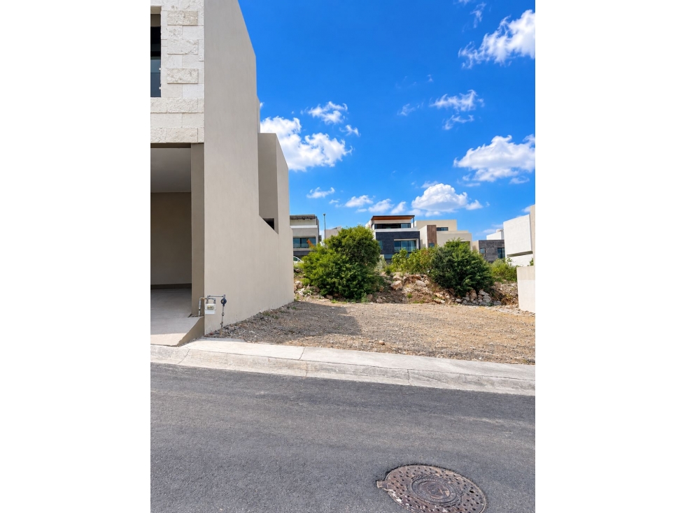 Terreno en venta en Cumbres Elite Premier Alpes frente a parque - 2