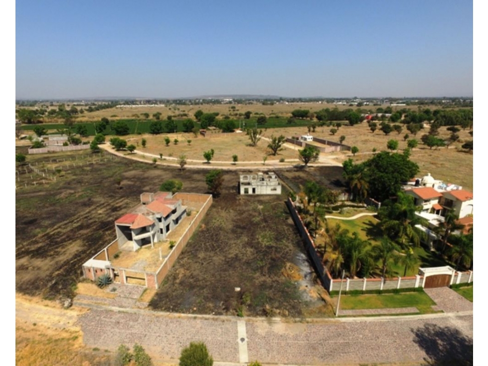 Terreno en Venta en Fraccionamiento Los Nogales, Silao | ¡Ideal Proyec - 3