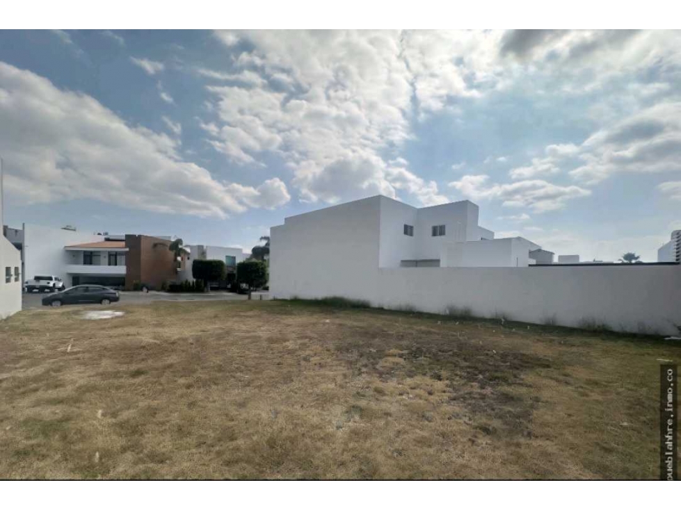 Terreno en Venta en Cluster 2 2 2 ,Lomas de Angelopolis I - 5