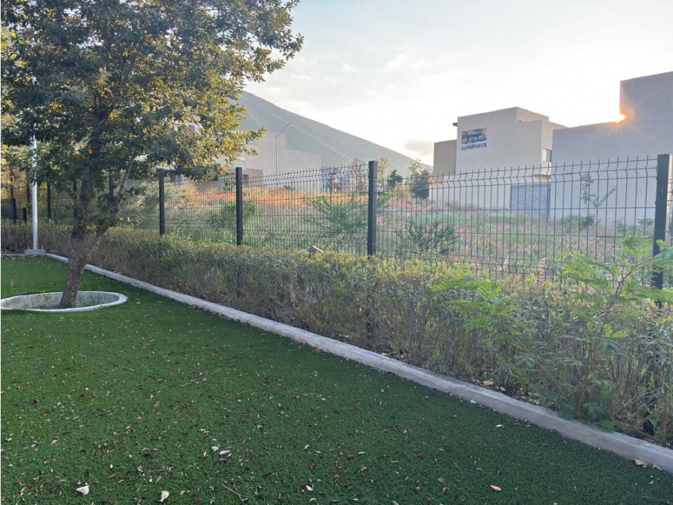 Terreno en venta junto a parque Montecinos Residencial Cumbres Garcia - 1