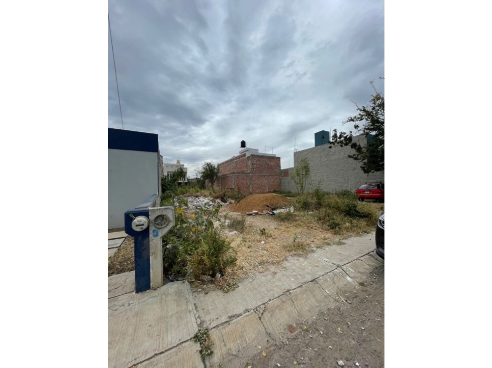 Terreno en venta en CASAS DE ALTOS - 1
