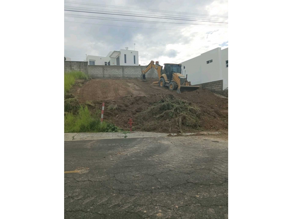 TERRENO EN VENTA EN URB. ALTOS DE MANTA BEACH VBRAVO